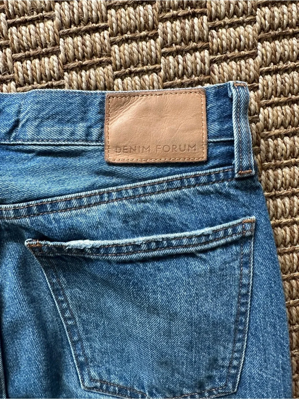 Aritzia rise inseam